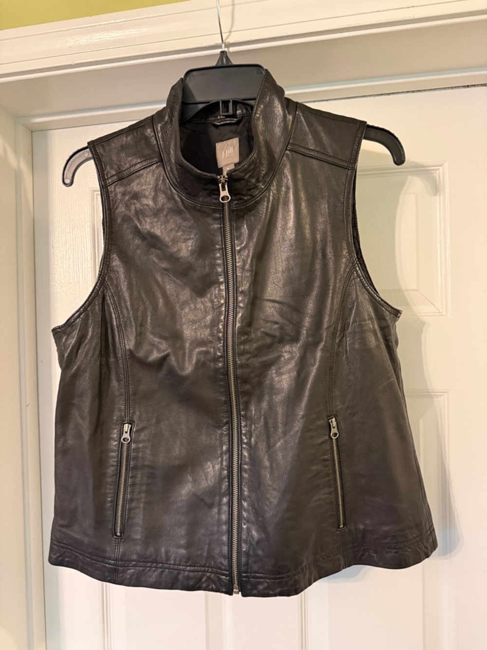J Jill Black Genuine Leather Vest Zip Front Minimalist Classic Size M - Picture 2 of 5